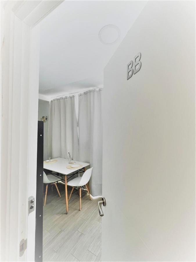 Coqueto Apartamento Nuevo En Pleno Centro De Algeciras Bb Eksteriør billede