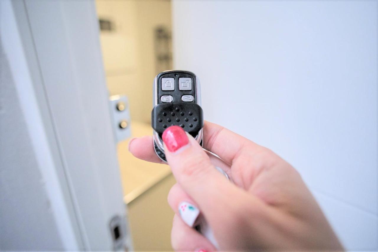 Coqueto Apartamento Nuevo En Pleno Centro De Algeciras Bb Eksteriør billede