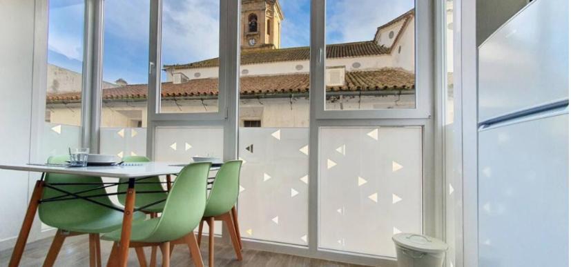 Coqueto Apartamento Nuevo En Pleno Centro De Algeciras Bb Eksteriør billede